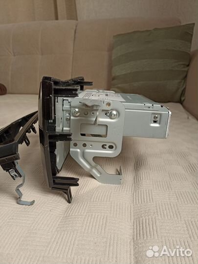 Продам оригинальную магнитолу Nissan X-Trail