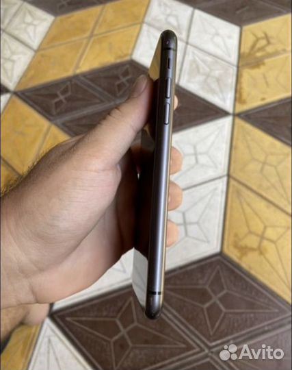 iPhone 11, 256 ГБ