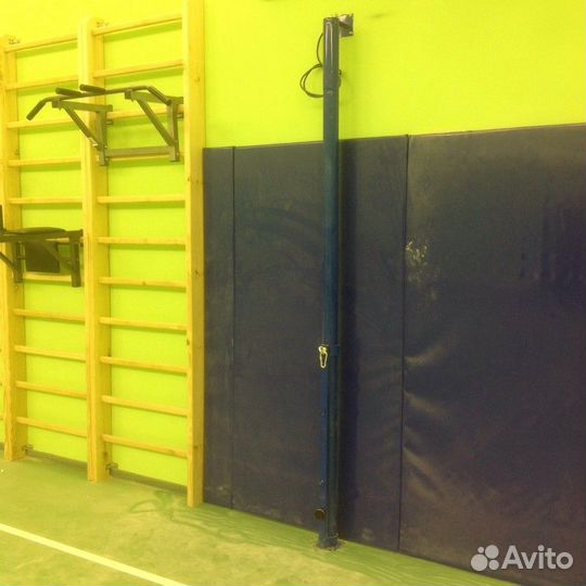 Стойки волейбольные пристенные 03.101