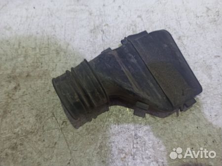 Воздухозаборник двигателя