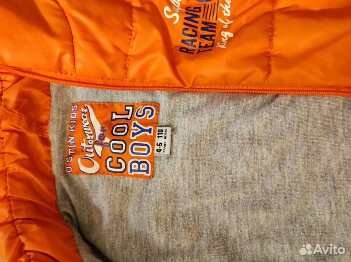 Жилетка женская утепленная детская 4-5 лет