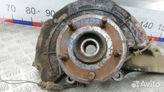 Ступица передняя левая jeep grand cherokee WK (XUK