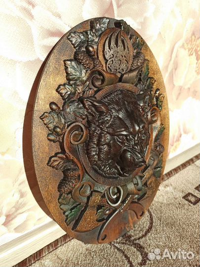 Панно волк. из берёзы