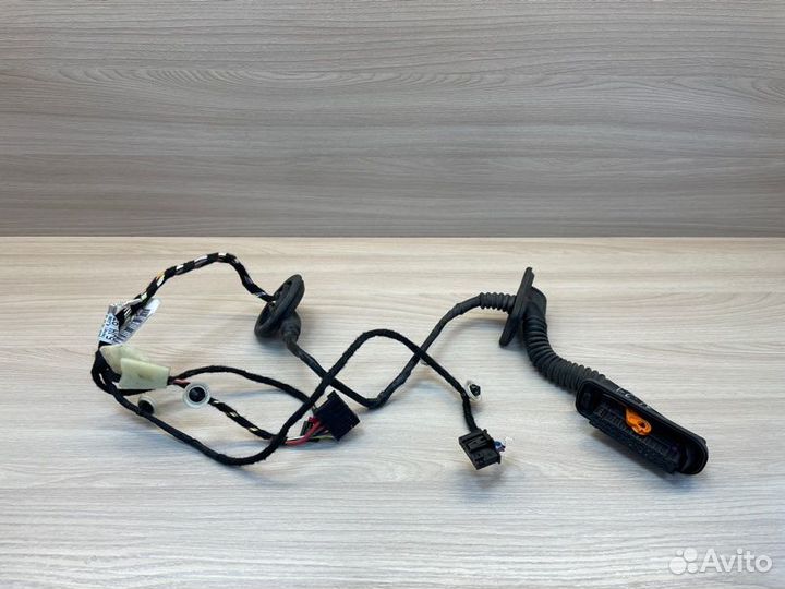 Проводка двери задняя левая Skoda Rapid