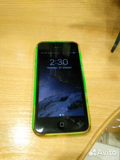 Телефон iPhone 5