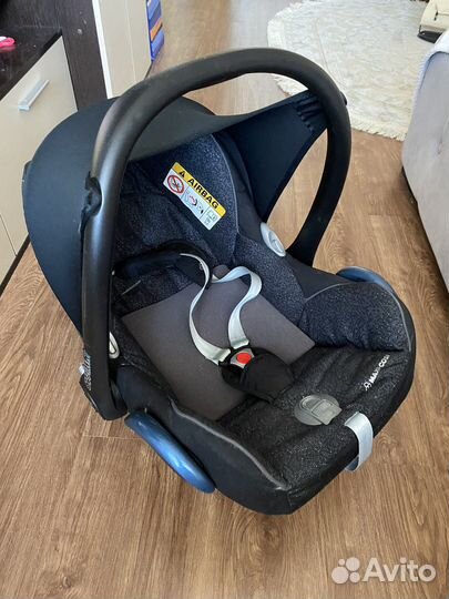 Детское автокресло от 0 maxi cosi
