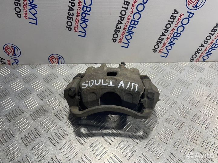 Суппорт тормозной передний левый Kia Soul 1