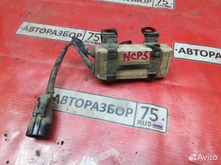 Реостат печки Toyota Probox NCP51V 1nzfe 2003