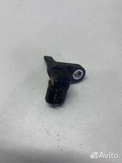 Датчик ABS левый Toyota Land Cruiser 200 2007-2021