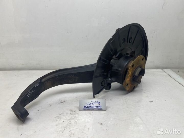 Кулак поворотный передний левый Volkswagen Touareg