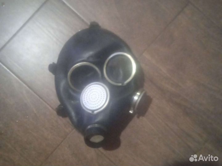 Противогаз