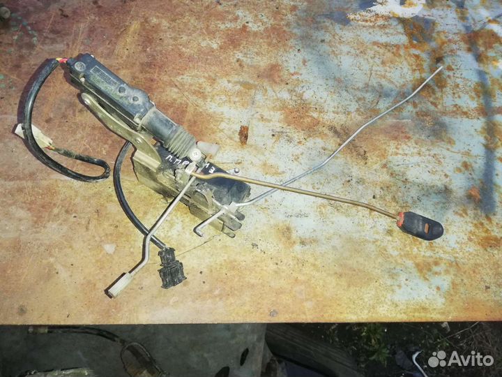 Замок двери Нива Шевроле