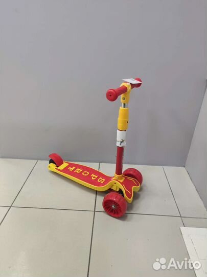 Самокат детский трёхколёсный оранжевый 3750230