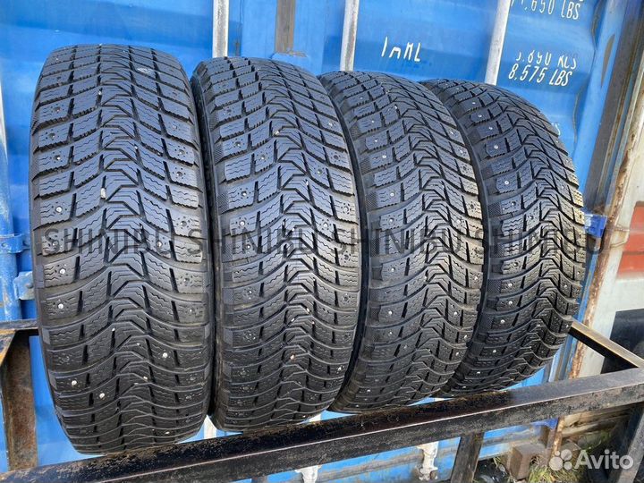 Michelin X-Ice North 3 205/55 R16 92B