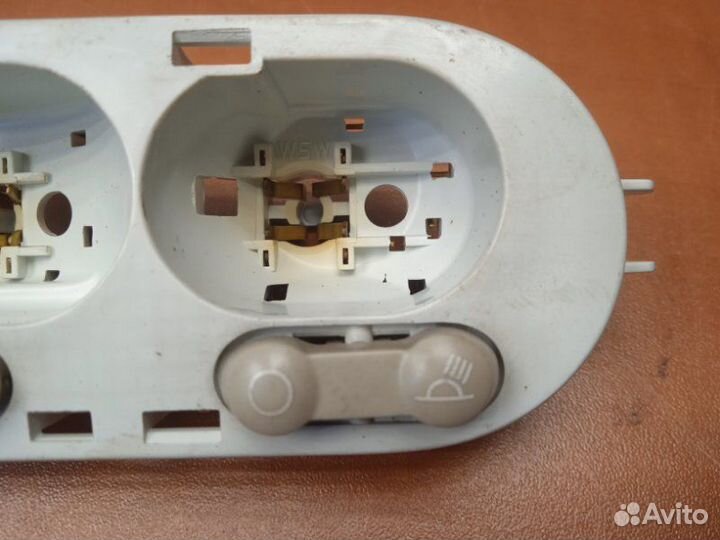 Плафон салонный Nissan Note E11 CR14DE 2008