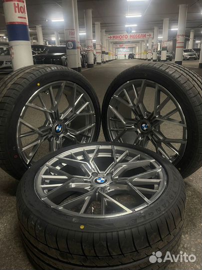Колеса в сборе на BMW G30 R19 разноширокие