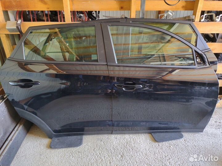 Дверь передняя правая Hyundai Tucson 3 оригинал