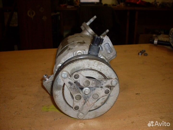 Компрессор кондиционера (Ford Kuga)