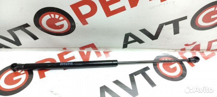 Амортизатор крышки багажника Audi A6 4G CGW