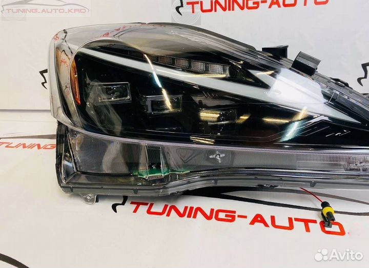 Фары Lexus IS250 стиль 2021