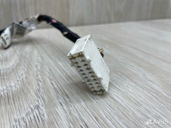 Проводка (коса) двери передняя правая Nissan