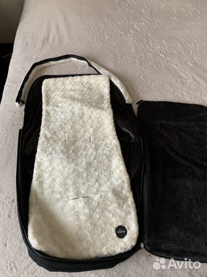 Вставка в коляску Mima Bo