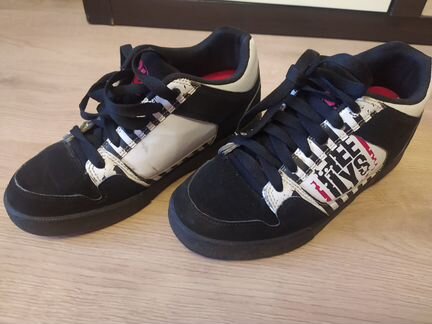 Роликовые кроссовки Heelys