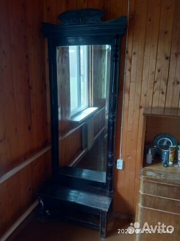 Трюмо с зеркалом старинное антикварное