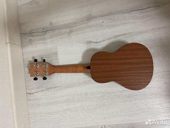 Укулеле aiersi