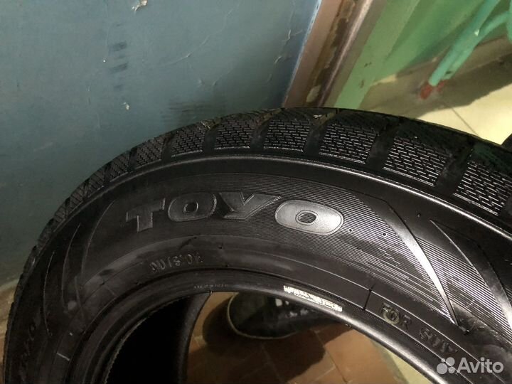 Toyo Winter Tranpath MK4a 225/65 R17