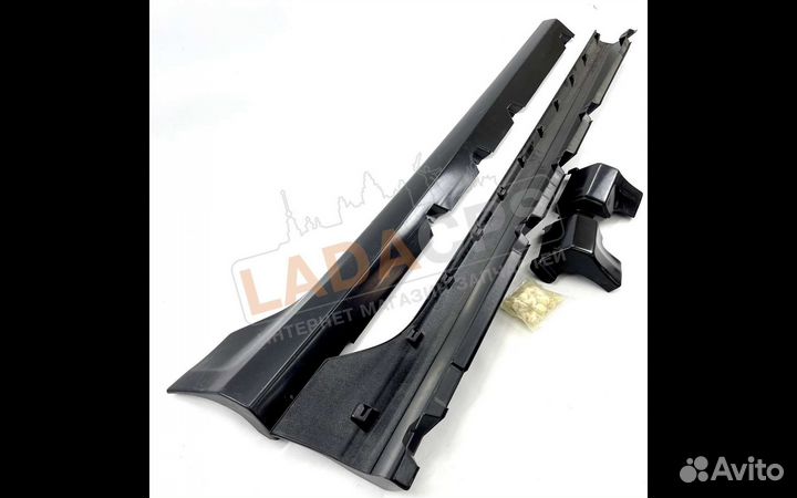 Пластиковые пороги веста