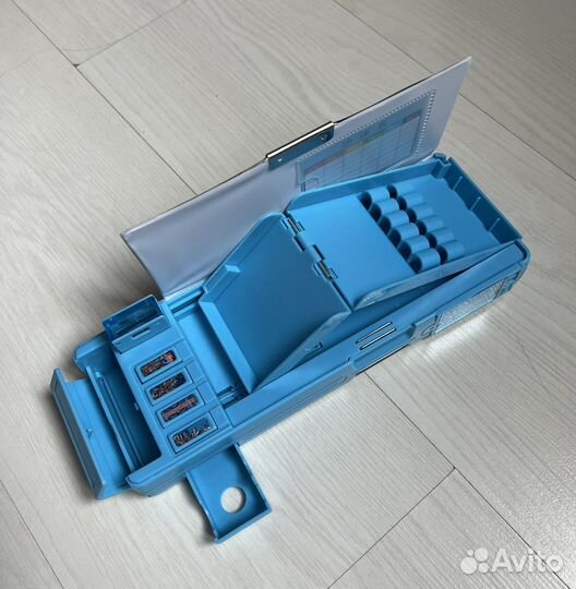 Пенал с кнопками