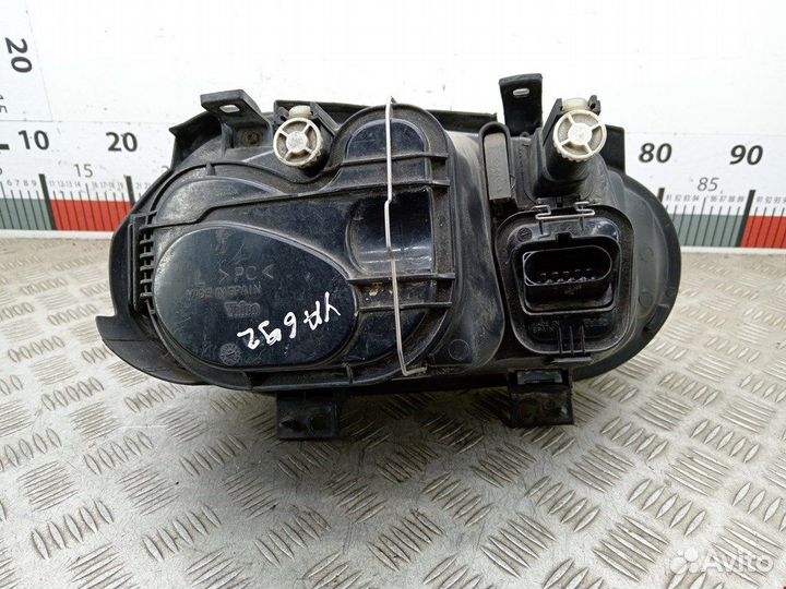 Фара передняя для Volkswagen Golf 4 1J1941017K