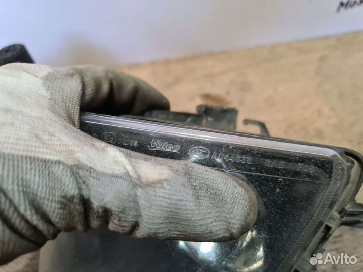 Фара противотуманная птф BMW F01