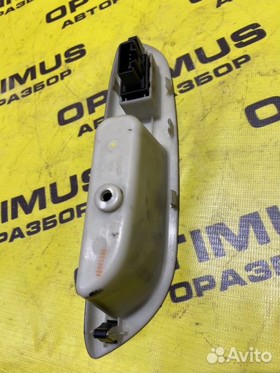 Накладка стеклоподъемника задний левый Lifan X50