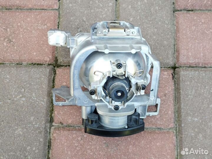 Линза Toyota Lexus