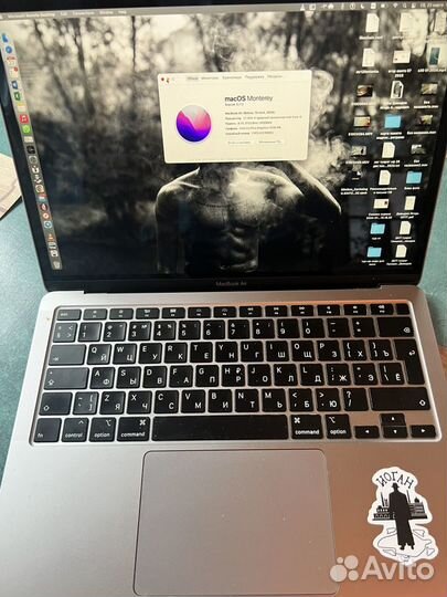 MacBook Air 2020 Retina 13.3 512gb space gray