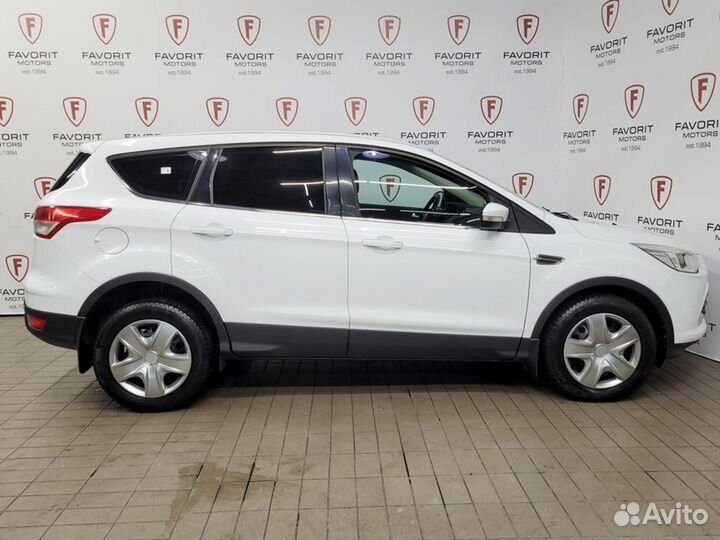 Ford Kuga 2.5 AT, 2015, 136 950 км