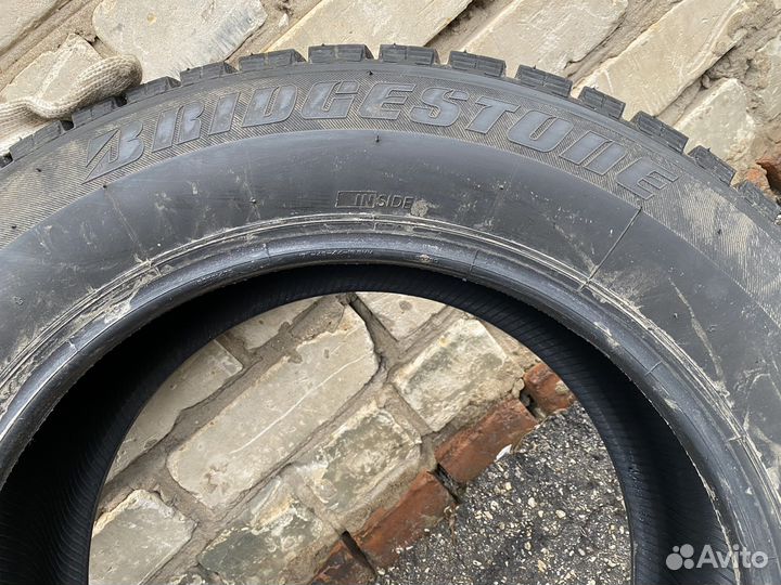 Bridgestone Blizzak Revo GZ 225/60 R17 99S