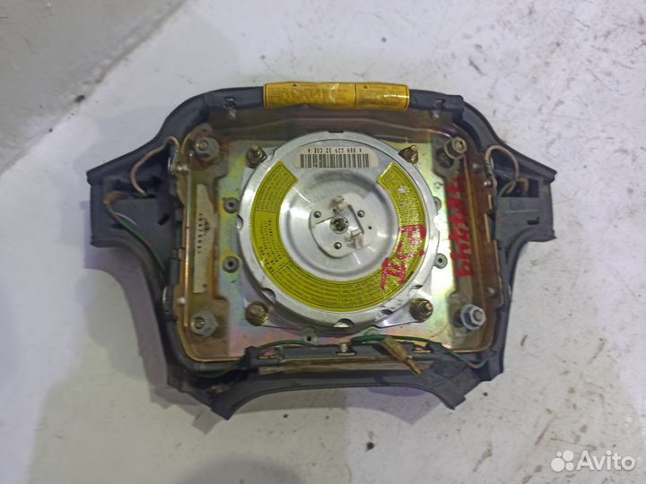 Подушка безопасности в руль