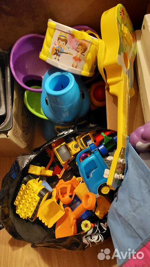 Игрушки для мальчика пакетом