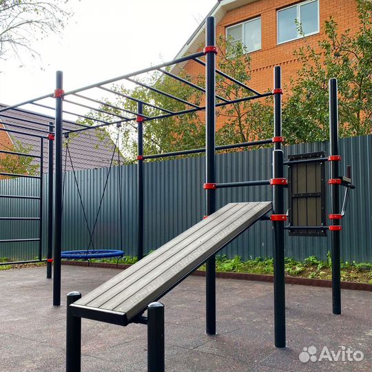 Спортивный уличный комплекс на дачу