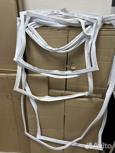 Уплотнители для холодильников Индезит, Атлант