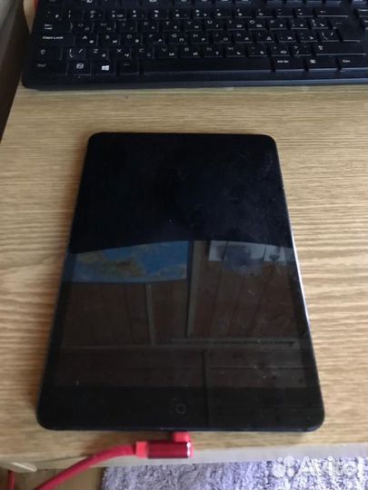 iPad mini 16gb wifi+3G модель MD540RS/A