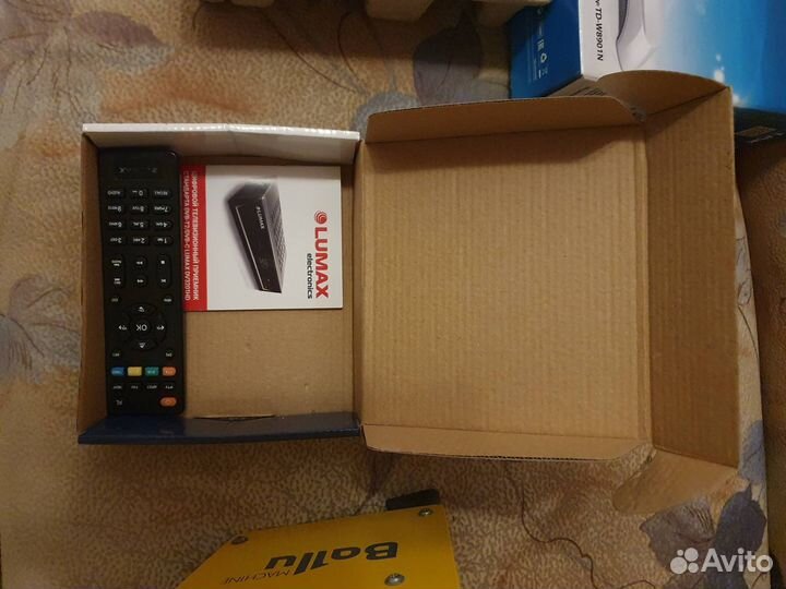 Цифровой ресивер lumax DV-3201HD c USB