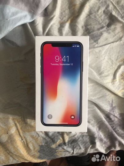 iPhone X, 256 ГБ