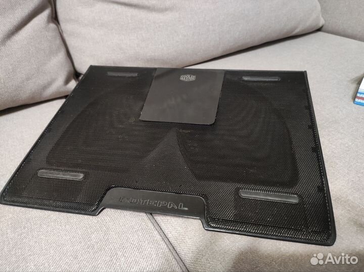 Подставка с охлаждением для ноутбука