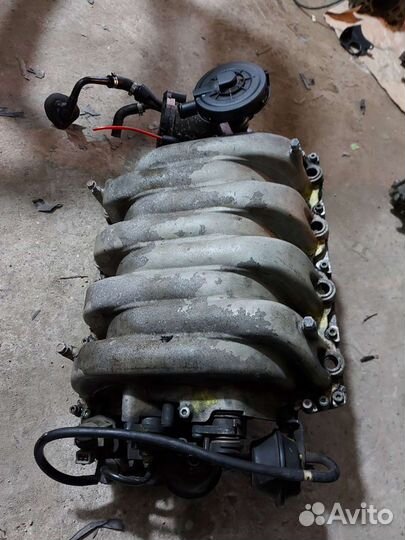 Впускной коллектор Ауди S6 C5