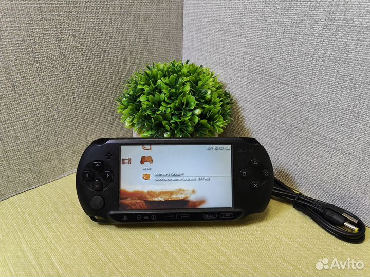 Sony PSP e1008 прошитая 8gb