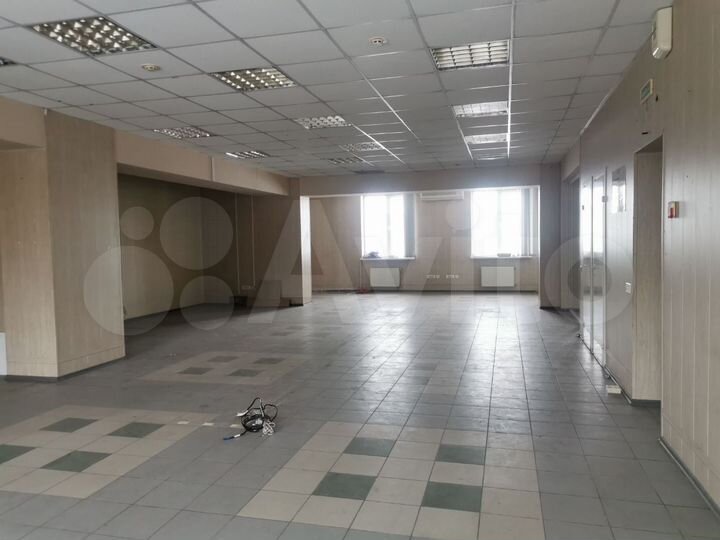 Помещение с пандусом (отопление включено)